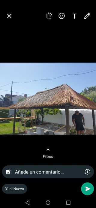 se hacen sombrillas de brezo.esparto.mimbre y x