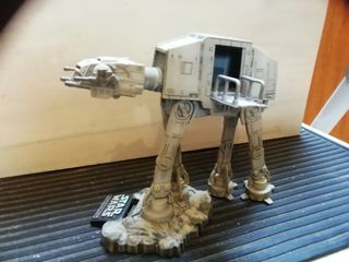 Maqueta vehículo de asalto AT AT Star Wars
