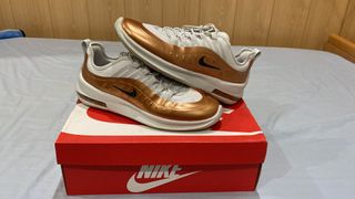 Nike Air Max Axis Premium Gold 
