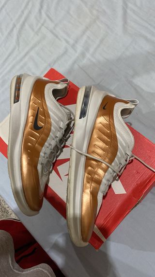 Nike Air Max Axis Premium Gold 