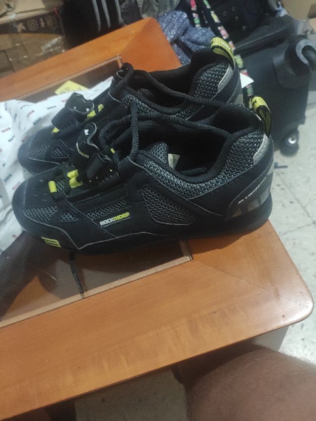 botas de ciclista rockrider