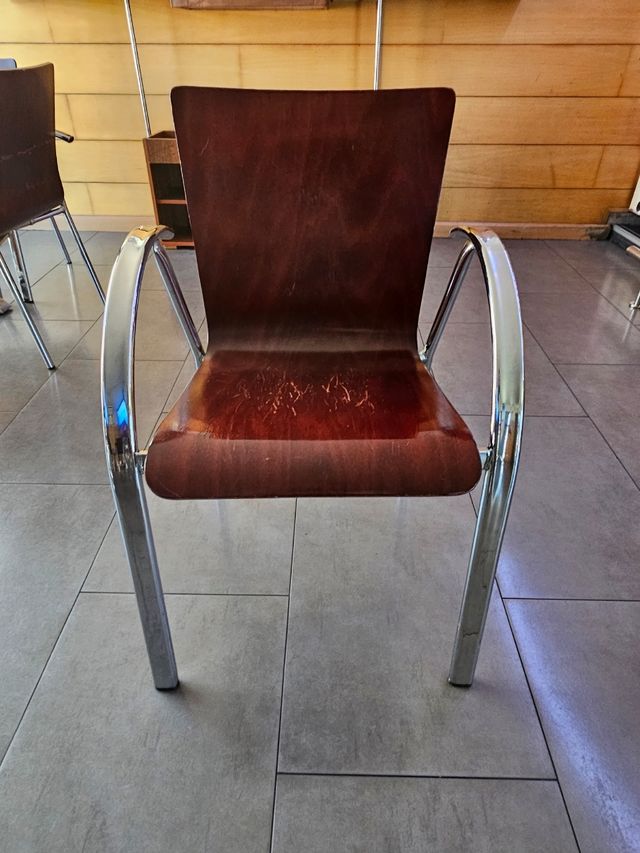 Mesa con 4 sillas de Bar