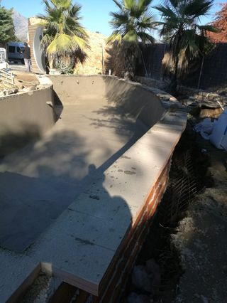 Instalación piscinas de obra/ servicios gunitado