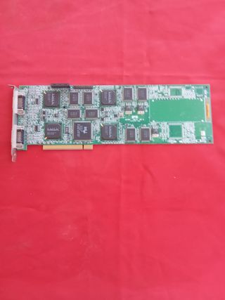 Tarjeta de video Matrox para cuatro monitores
