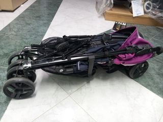 Silla de paseo NANUQ fucsia Jané