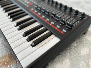 Teclado MIDI AKAI MPK249