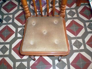 Silla pequeña antigua (solo entrega local Murcia)
