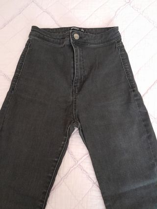 Lote de dos pantalones vaqueros talla 36