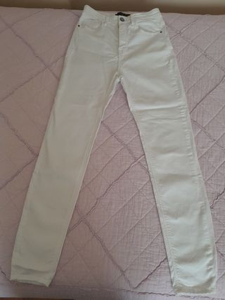 Lote de dos pantalones vaqueros talla 36