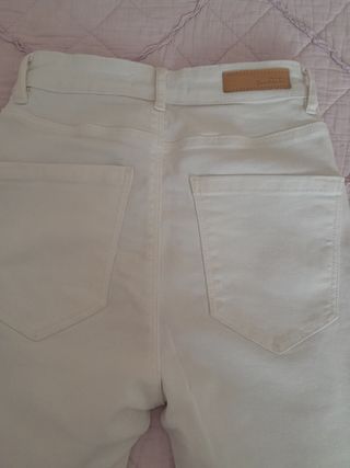 Pantalón vaquero blanco talla 34