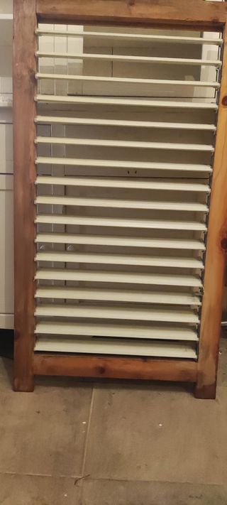 PERSIANAS MALLORQUINA ABATIBLE