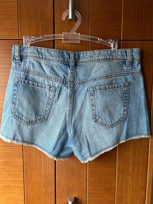Short de Benetton sin estrenar! 11-12 años