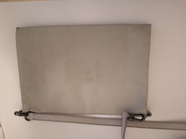 bolso gris claro bimba y lola