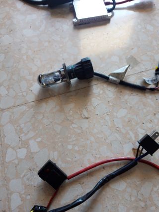 Kit bi xenón H4 para moto