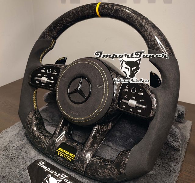 Volante Mercedes AMG Night fibra carbono forged