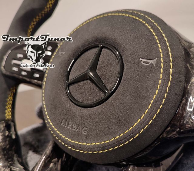 Volante Mercedes AMG Night fibra carbono forged