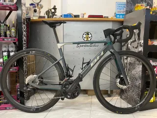 OFERTA BICICLETA CARRETERA BH ULTRALIGHT 8.5 CARBO