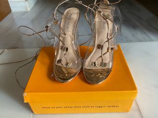 Sandalias transparentes