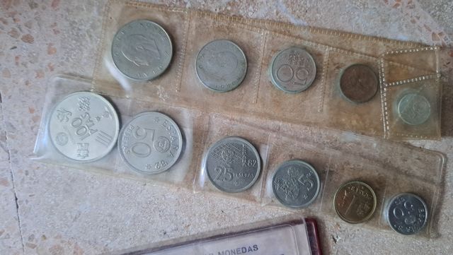 lote de monedas mundial