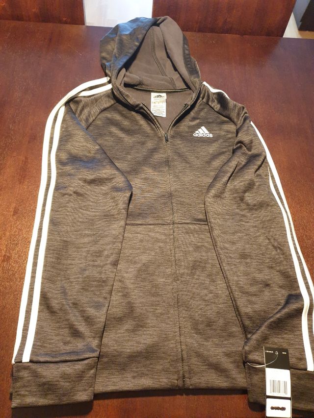 Sudadera invierno Adidas nueva, talla XL de niño