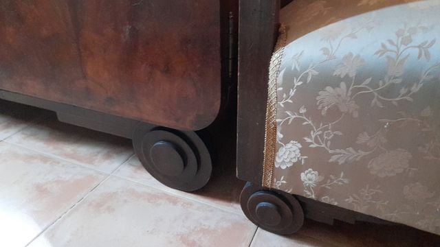 antiquísimo dormitorio de madera de raiz