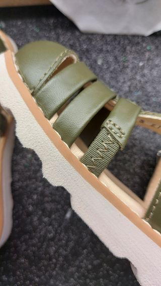 sandali clarks num 20 in pelle
