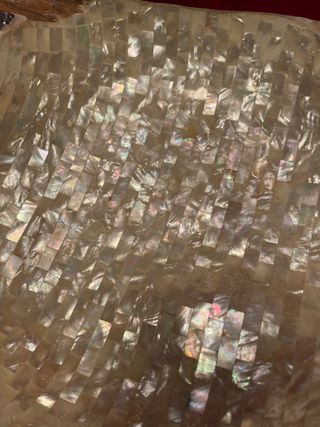 Cuenco de madera con nácar y plata