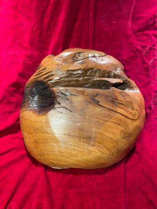 Cuenco de madera con nácar y plata