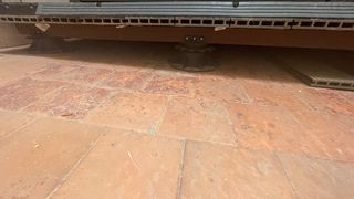 Caseta Oakland 757 mas suelo regulable de plastico