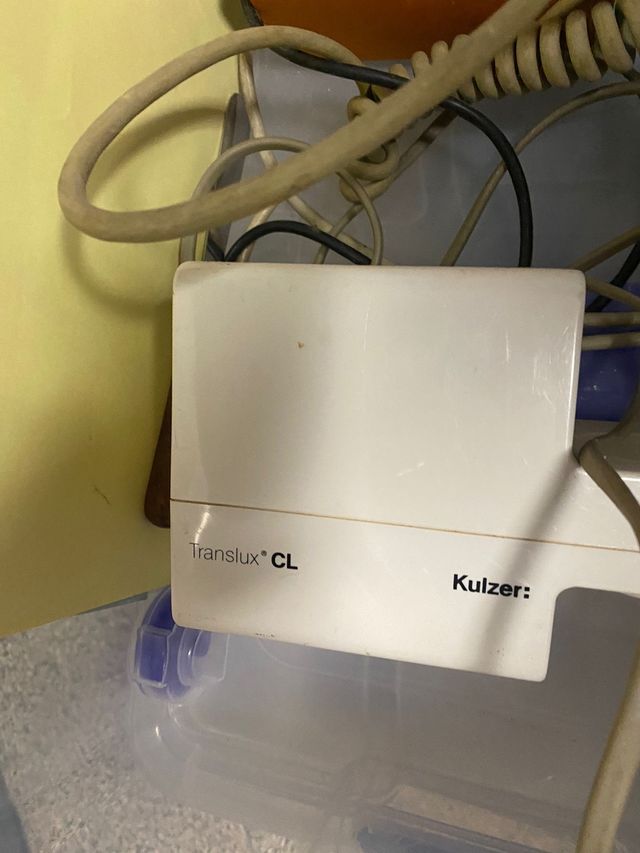 Lámpara Kulzer Translux. Material odontologia