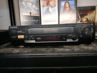 REPRODUCTOR SONY VHS MAS ÉXITOS . TV LG incluida