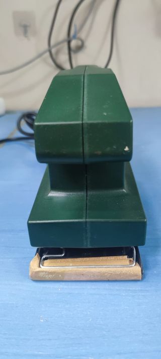 LIJADORA MANUAL ELECTRICA. COMO NUEVA. COD. 82125 