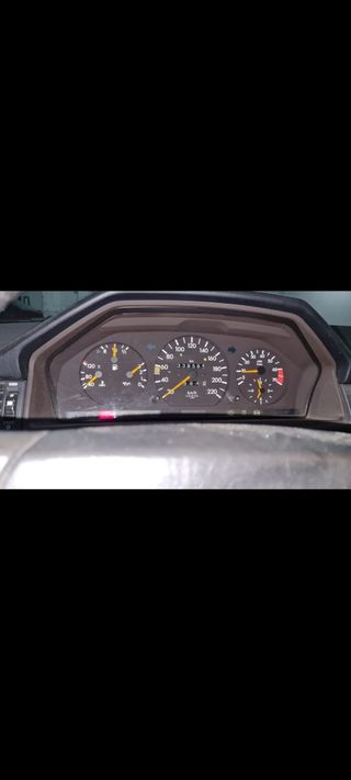 Mercedes-Benz 230E 1991