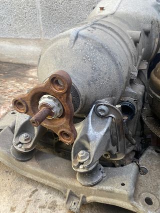 Caja de cambio BMW 325d 330d E90 1068040030