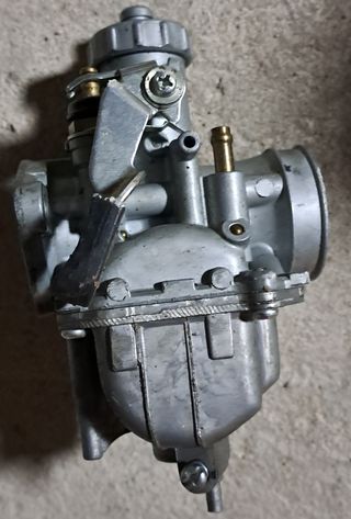 hola vendo carburador de moto de 4 tiempos pit bik