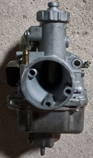 hola vendo carburador de moto de 4 tiempos pit bik