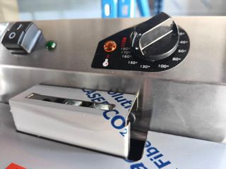 FREIDORA LA BARI ELECTRICA PROFESIONAL