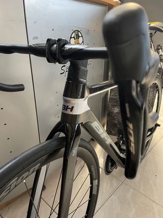 OFERTA BICICLETA CARRETERA BH ULTRALIGHT 8.0 2023