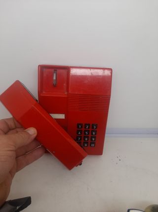 Teléfono antiguo