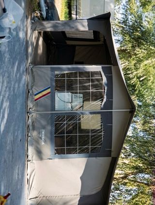 remolque tienda inesca