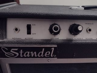( vendo o cambio) Amplificador guitarra Standel.
