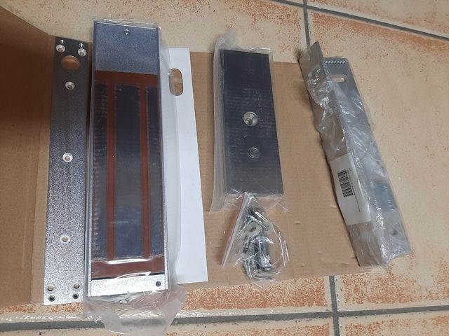 Ventosa retención de puerta