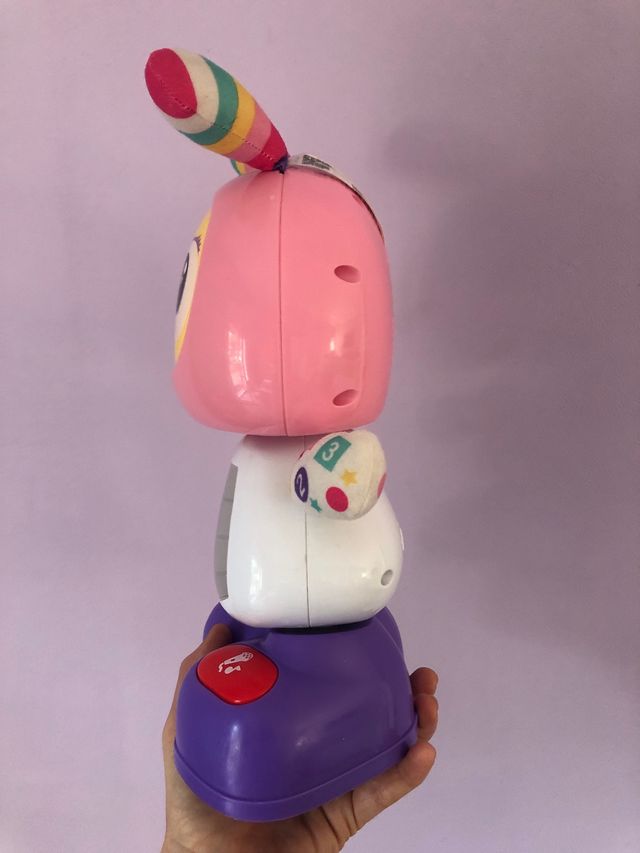 Robottina bailarina Fisher Price Frv4.