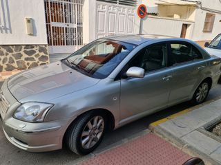 Toyota Avensis 2005