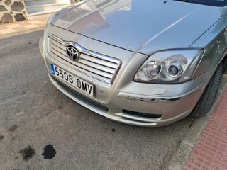 Toyota Avensis 2005