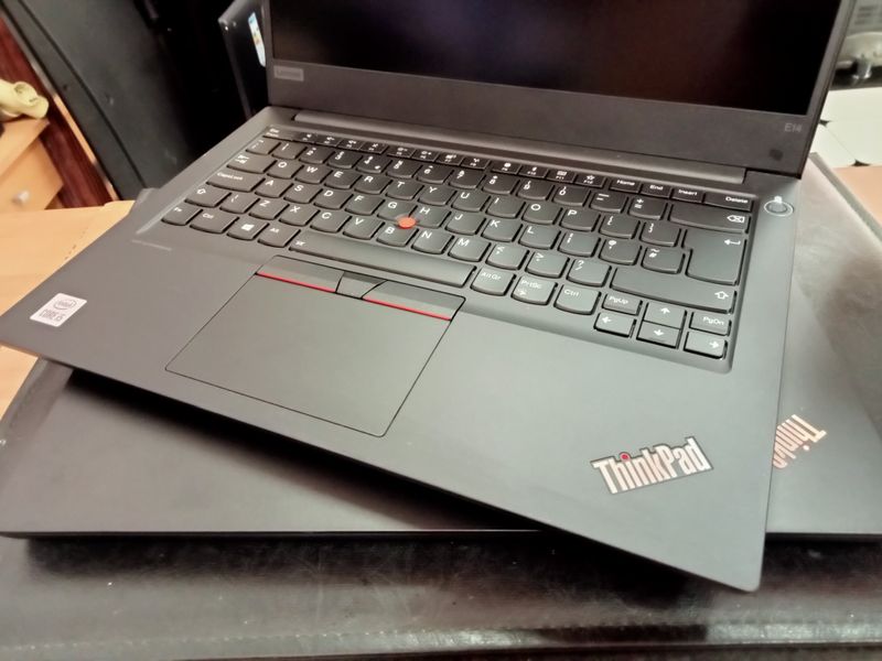 Portatiles lenovo Thinkpad E14 i5 10ª gen 2mano
