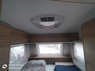 adria adora estupenda caravana camas gemelas