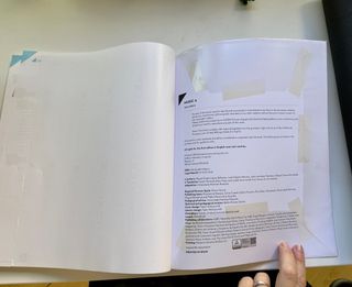 Dos libros Music A Secondary  y regalo workb