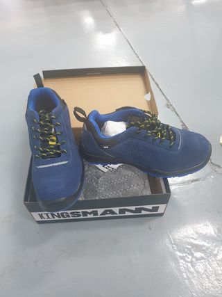 A estrenar zapato de seguridad