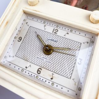 Reloj Goldbühl con caja de musica. 1950's